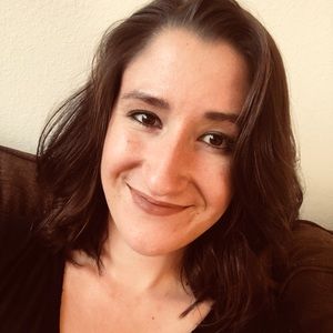 Meet your Posher, Hailey